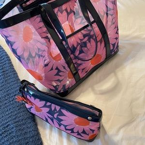 Large Vera Bradley beach bag and pouch